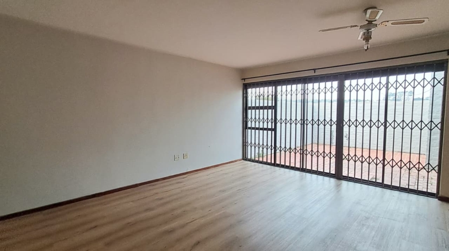 To Let 3 Bedroom Property for Rent in Stellenryk Western Cape